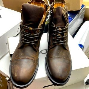 Aldo Mens NIGONIEL style leather boots brown in color.